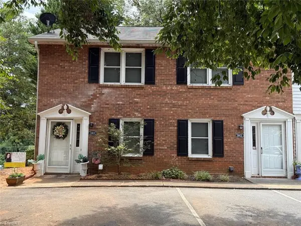 5900 King Charles Court, Clemmons, NC 27012