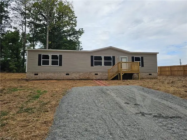 116 Brookfield Drive, Mount Airy, NC 27030