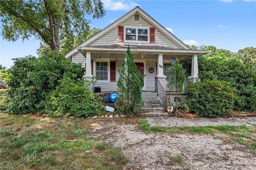 820 Walker Street, Reidsville, NC 27320 - #2