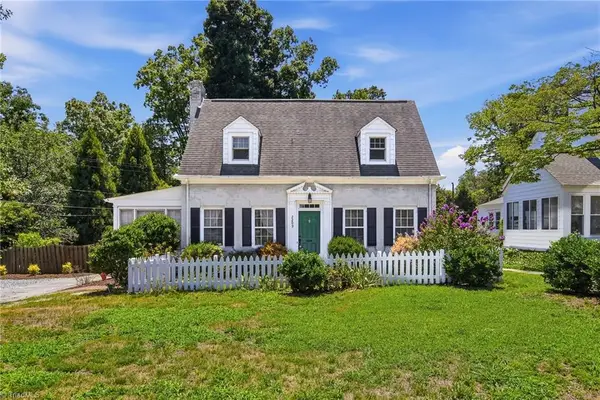 2209 W Friendly Avenue, Greensboro, NC 27403