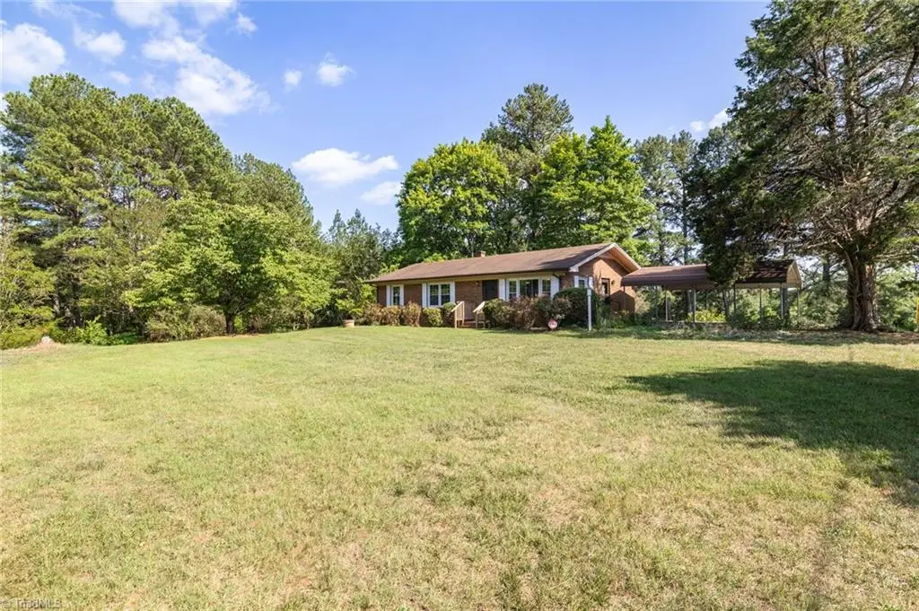 1130 Nc Highway 770, Mayodan, NC 27027 - #1