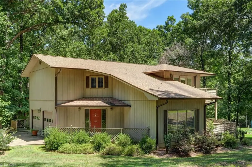 335 Deerwood Lane, Stoneville, NC 27048 - #1