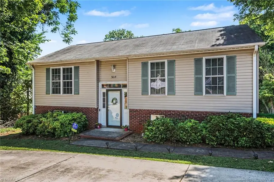 3015 Konnoak Drive, Winston Salem, NC 27127 - #3