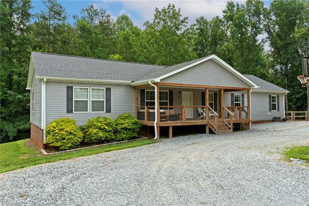 300 S Union Grove Road, Lexington, NC 27295 - #1