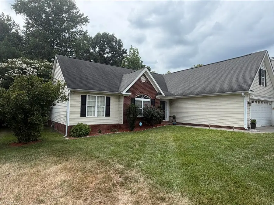2652 Wynbrook Drive, Winston Salem, NC 27103 - #2