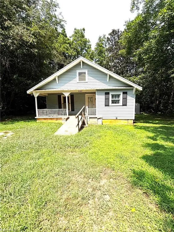 215 Upton Street, Randleman, NC 27317-8214