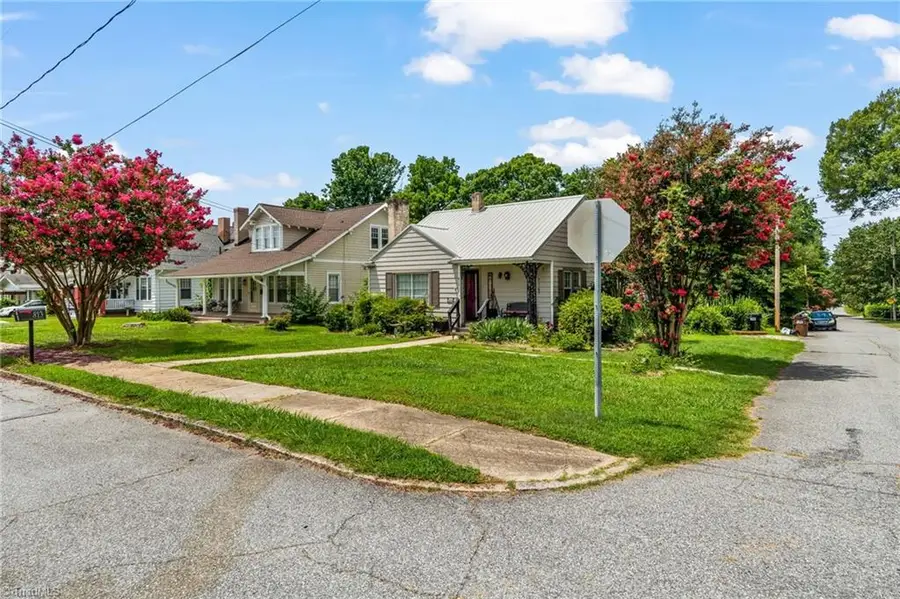 813 Carrick Street, High Point, NC 27262 - #3