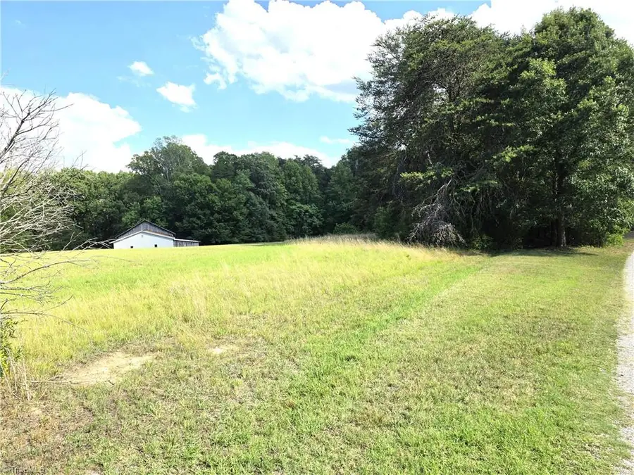6091 Eaton Road, Walnut Cove, NC 27052 - #2