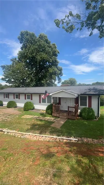 534 Friendly Grove Church Road, Reddies River, NC 28857 - #1