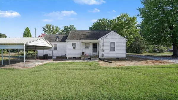 1500 W Academy Street, Madison, NC 27025