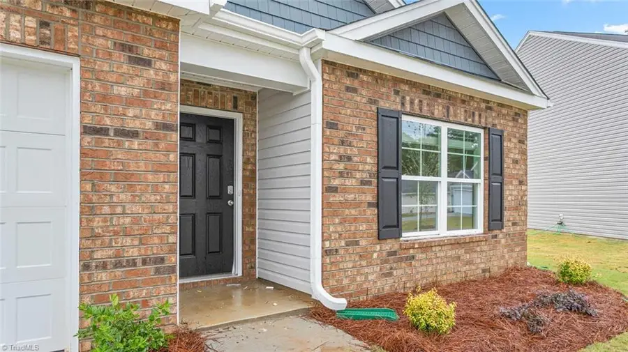 210 Bassett Drive, Lexington, NC 27292 - #2