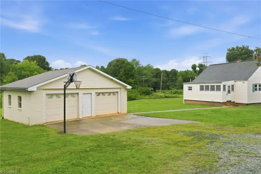 404 Glen Raven Road, Burlington, NC 27217 - #2