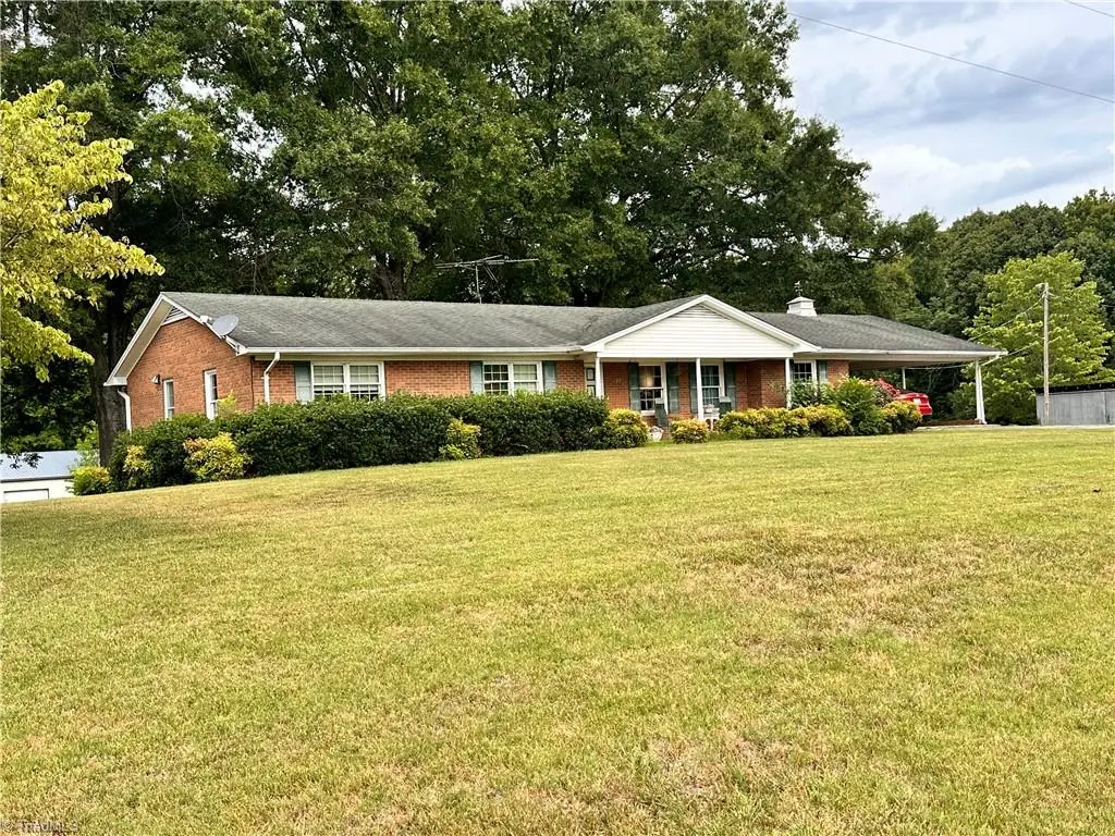 129 Woodvale Drive, Mocksville, NC 27028 - #1