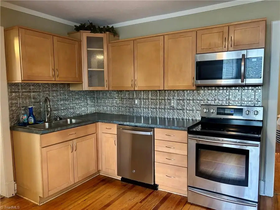 2412 Hubbard Street, Greensboro, NC 27405 - #3