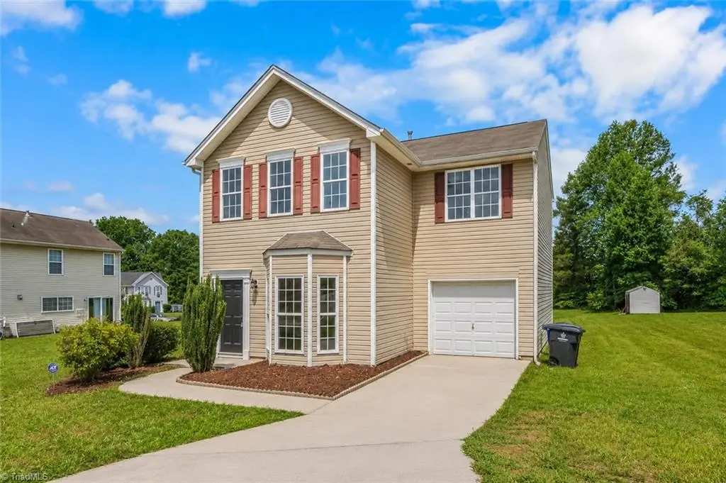 2215 Bradford Glen Circle, Winston Salem, NC 27107 - #1