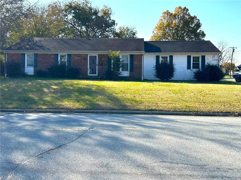 201 E Harden Street, Graham, NC 27253 - #1