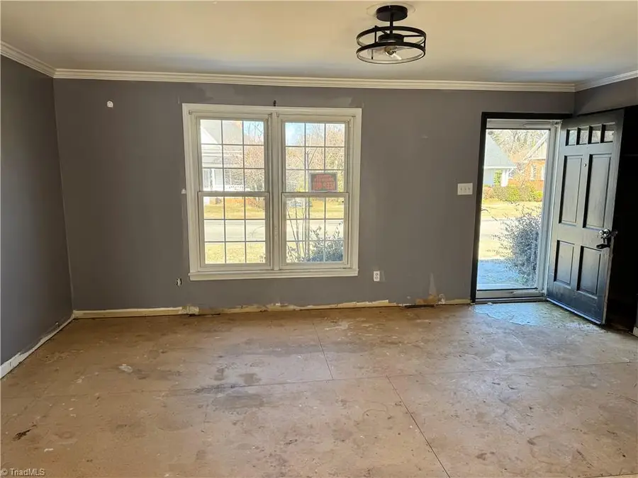 201 E Harden Street, Graham, NC 27253 - #2