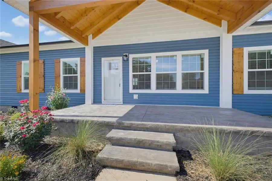 4727 Nc Highway 67, Boonville, NC 27011 - #2
