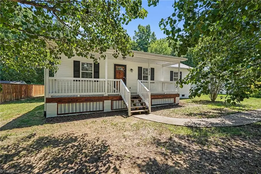 388 Meadow Lark Lane, Thomasville, NC 27360 - #2