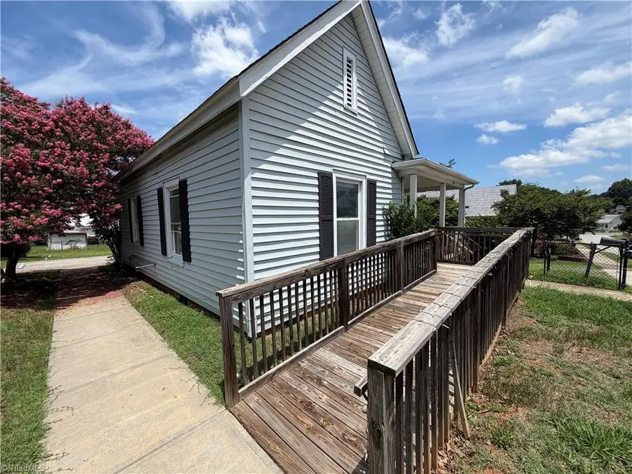 308 Upton Street, Winston Salem, NC 27103 - #2