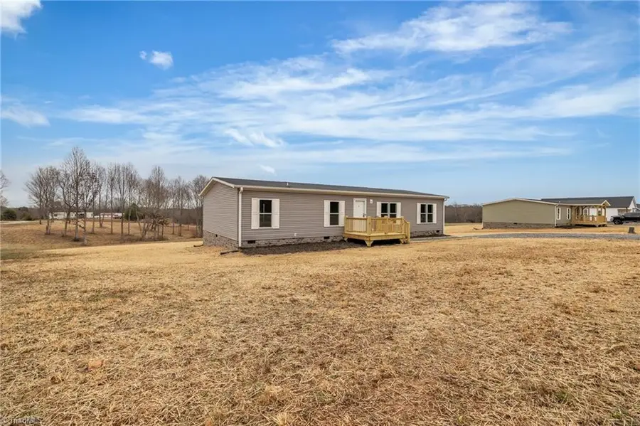 275 Carlton Road, Boomer, NC 28606 - #2