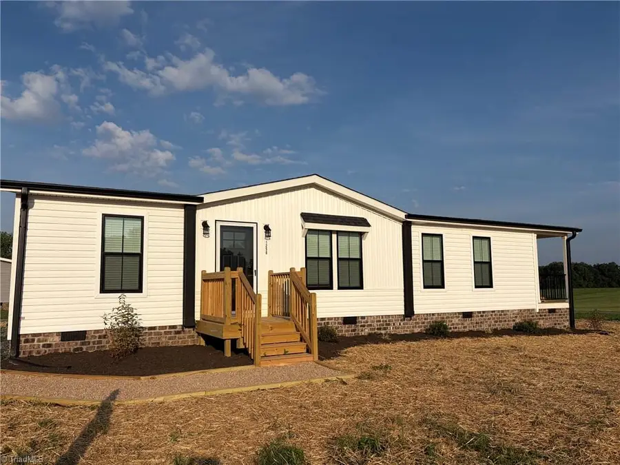 1250 Austin Little Mountain Road, Ronda, NC 28670 - #2