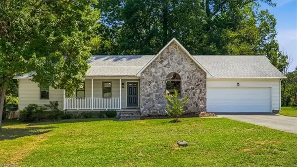 611 Rockwood Drive, Graham, NC 27253