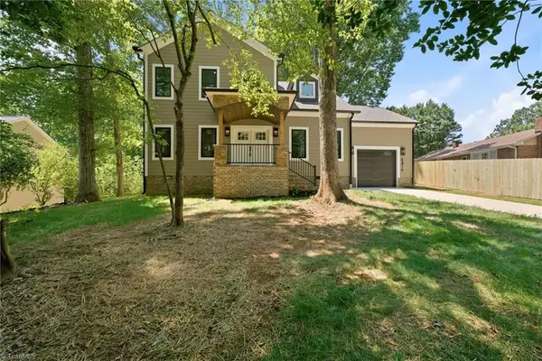 4814 Selwyn Drive, Winston-Salem, NC 27104