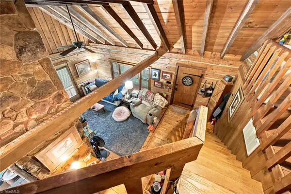 3439 Nc Highway 89 E, Walnut Cove, NC 27052