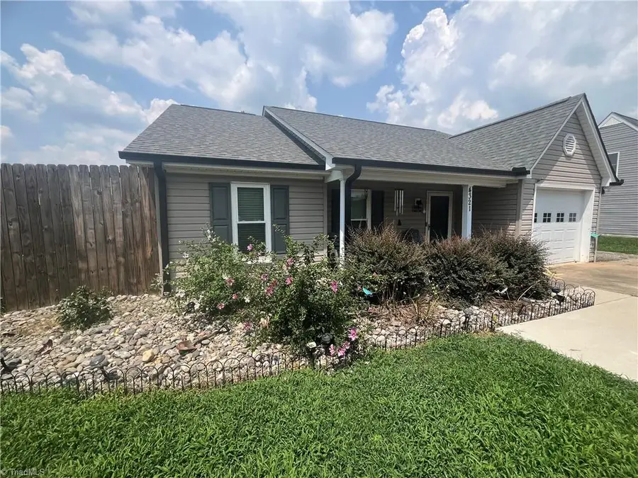 4321 Oak Glen Drive, Winston Salem, NC 27107 - #2