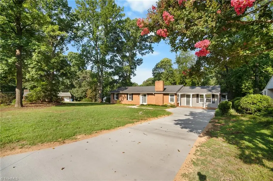 122 Park Lane, Lexington, NC 27292 - #2