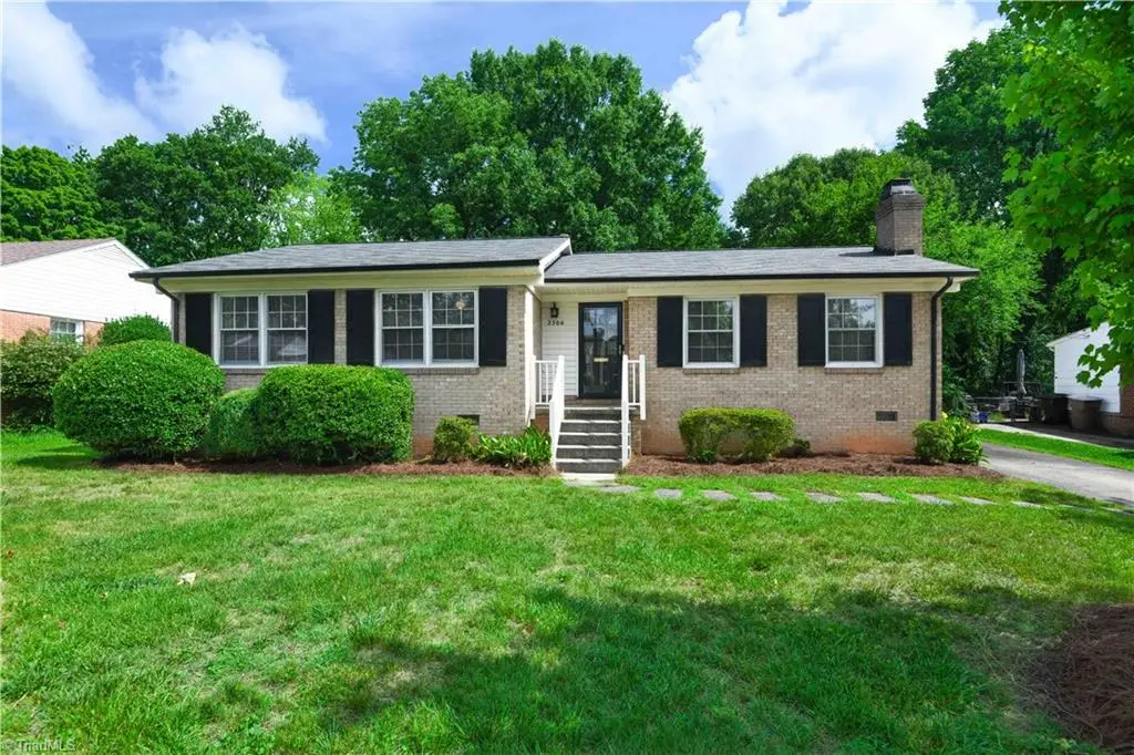 2306 Cherokee Drive, Greensboro, NC 27408 - #1