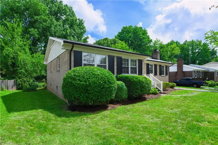 2306 Cherokee Drive, Greensboro, NC 27408 - #3