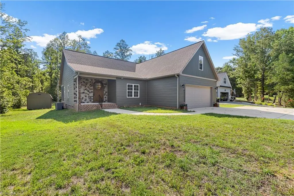 4045 Clapp Mill Road, Burlington, NC 27215 - #1