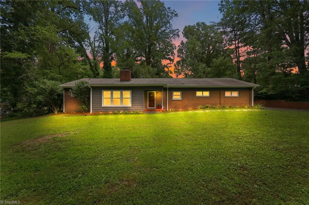 138 Circle Drive, Thomasville, NC 27360 - #1