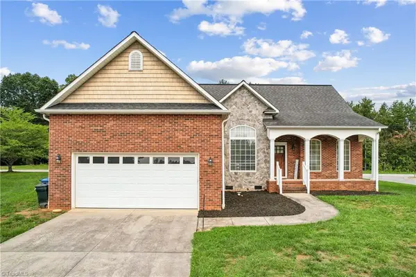 116 New Hampshire Court, Mocksville, NC 27028