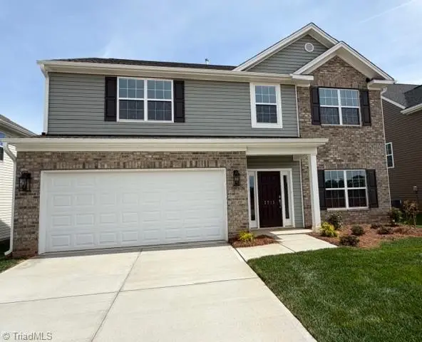 3713 Contimental Square, Kernersville, NC 27284