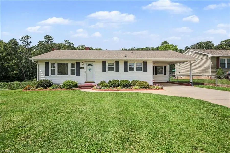 724 Lake Drive, Kernersville, NC 27284 - #2