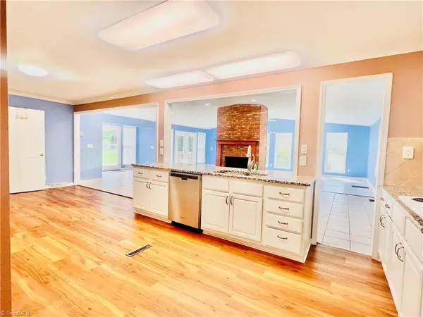 4602 Ramblewood Drive, Greensboro, NC 27406