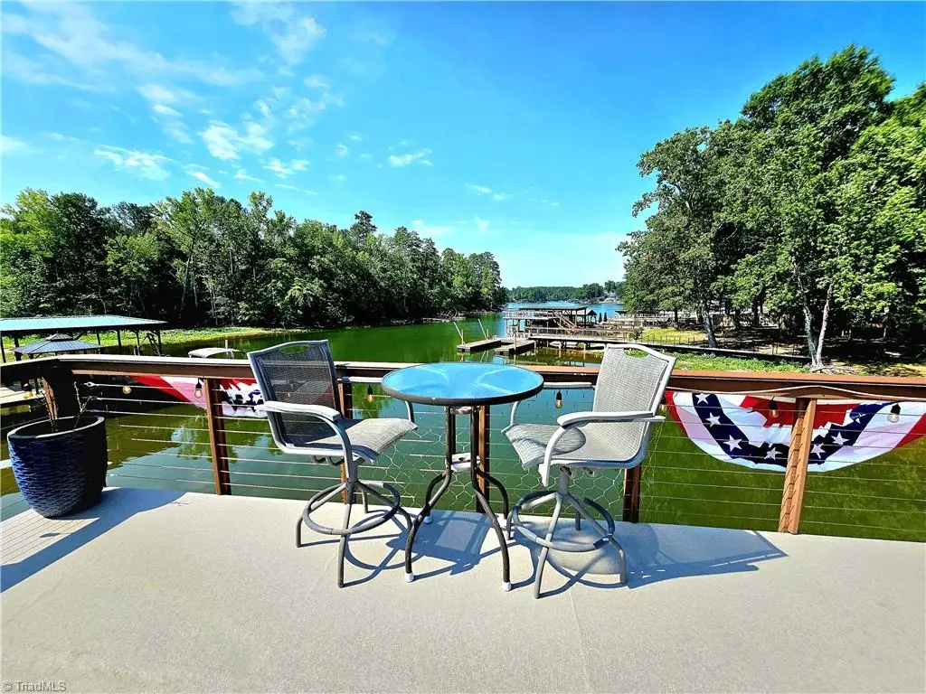 734 Pinehaven Drive, New London, NC 28127 - #1