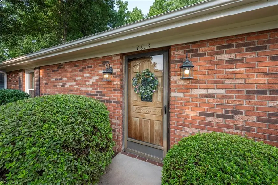 4613 Sun Valley Lane, Kernersville, NC 27284 - #3