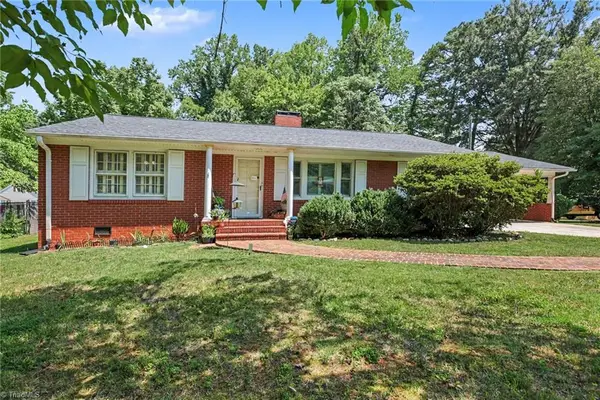305 Hilltop Drive, Lexington, NC 27292