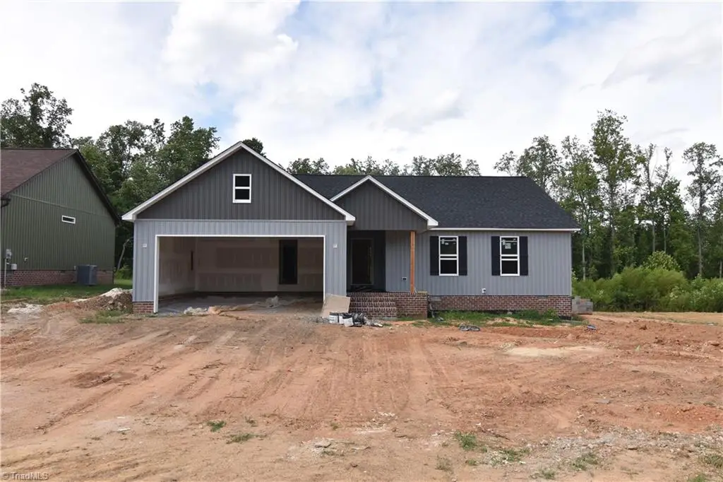 111 Fletchers Farm Drive, Thomasville, NC 27360 - #1