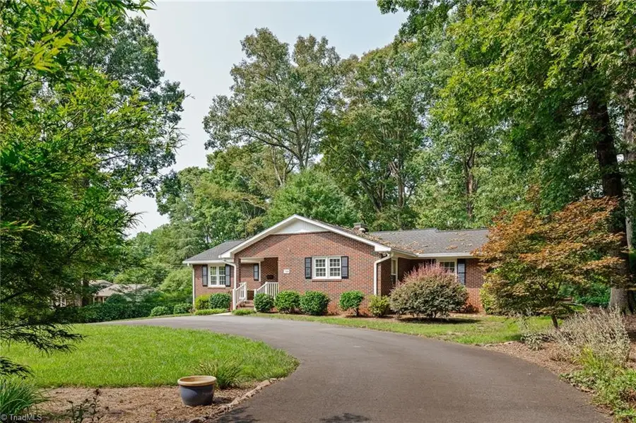 708 Finsbury Road, Winston Salem, NC 27104 - #2