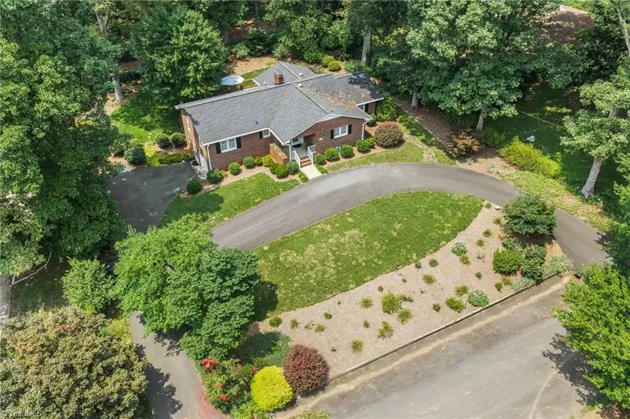 708 Finsbury Road, Winston Salem, NC 27104 - #3