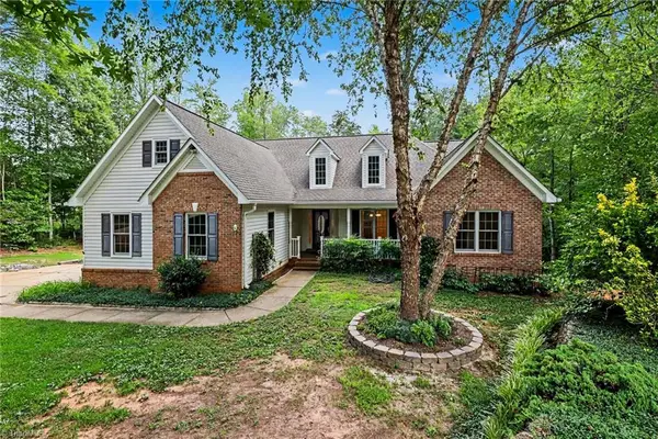 8602 Winding Hill Drive, Stokesdale, NC 27357