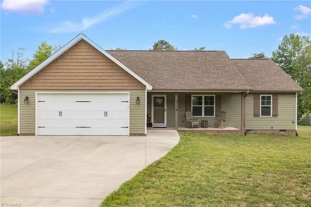 934 Gideon Grove Church Road, Stokesdale, NC 27357 - #1