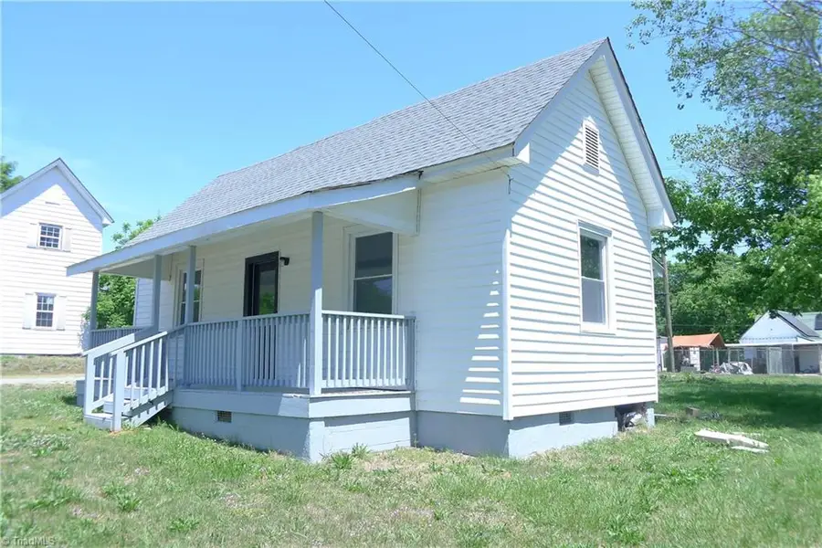 221 Duke Street, Cooleemee, NC 27014 - #2