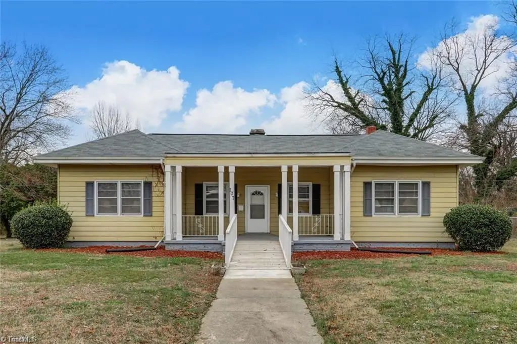 707 Piedmont Street, Reidsville, NC 27320 - #1