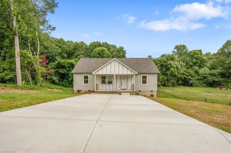 126 Aspen Street, Yadkinville, NC 27055 - #3